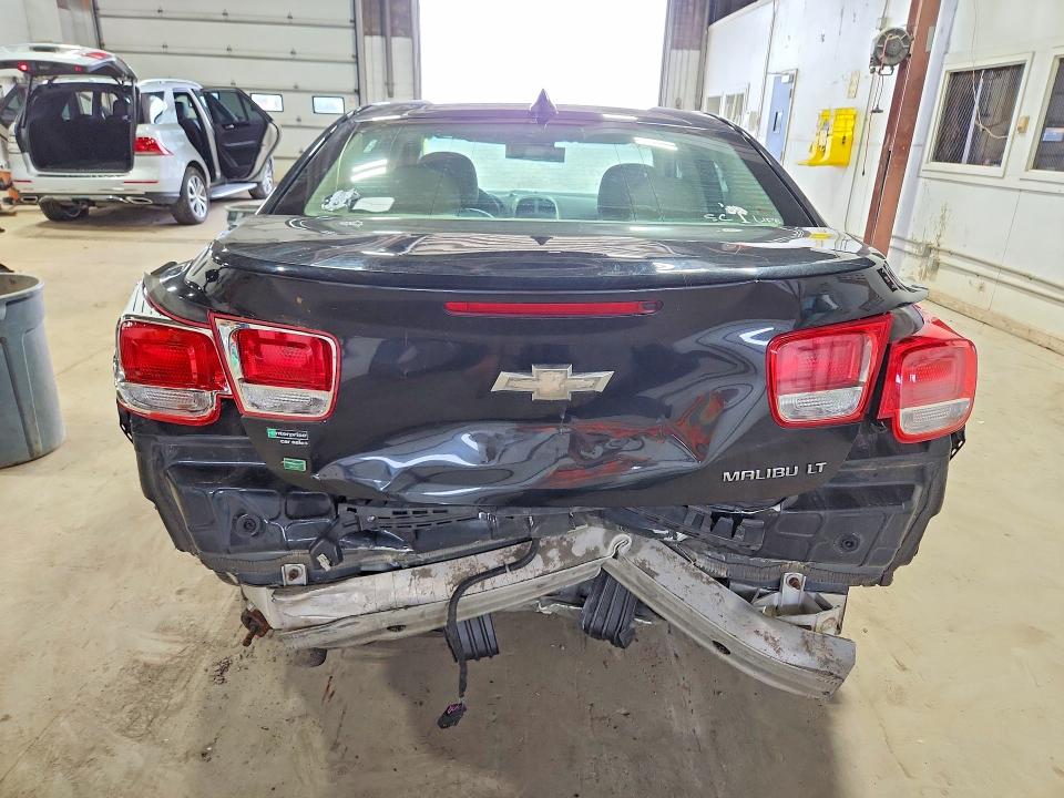 Photo 6 from auction – 2015 CHEVROLET MALIBU with VIN 1G11D5SL5FF324802