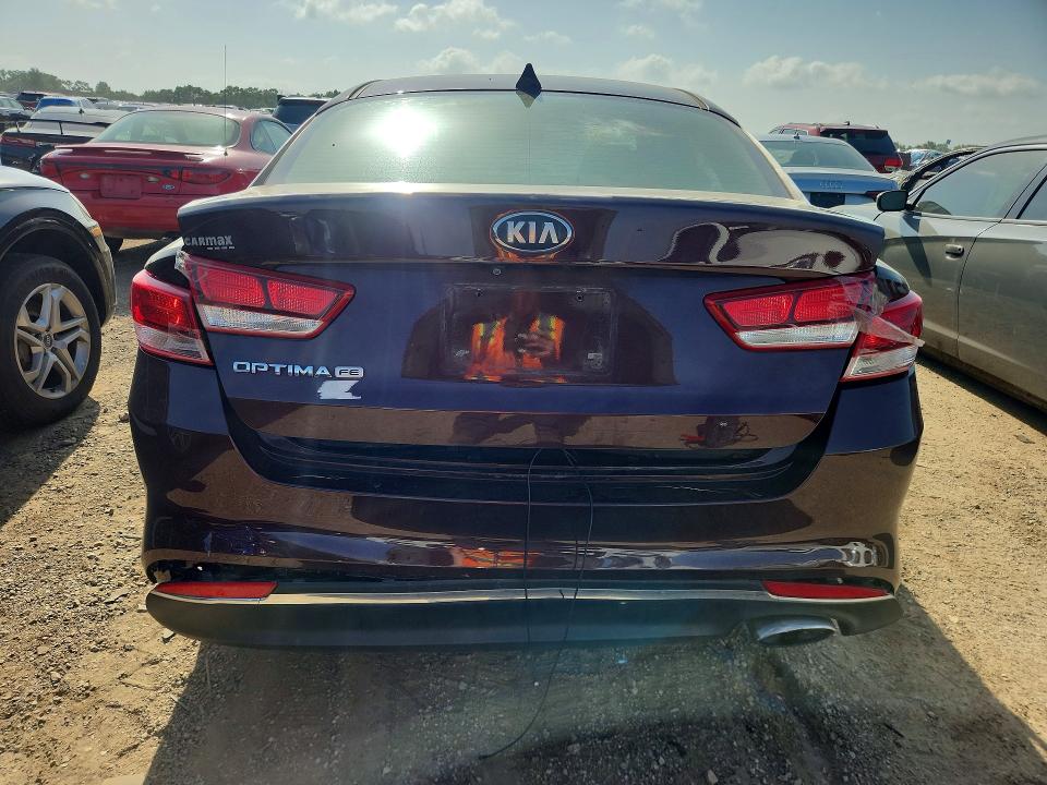 Photo 6 from auction – 2018 KIA OPTIMA with VIN 5XXGT4L30JG199506