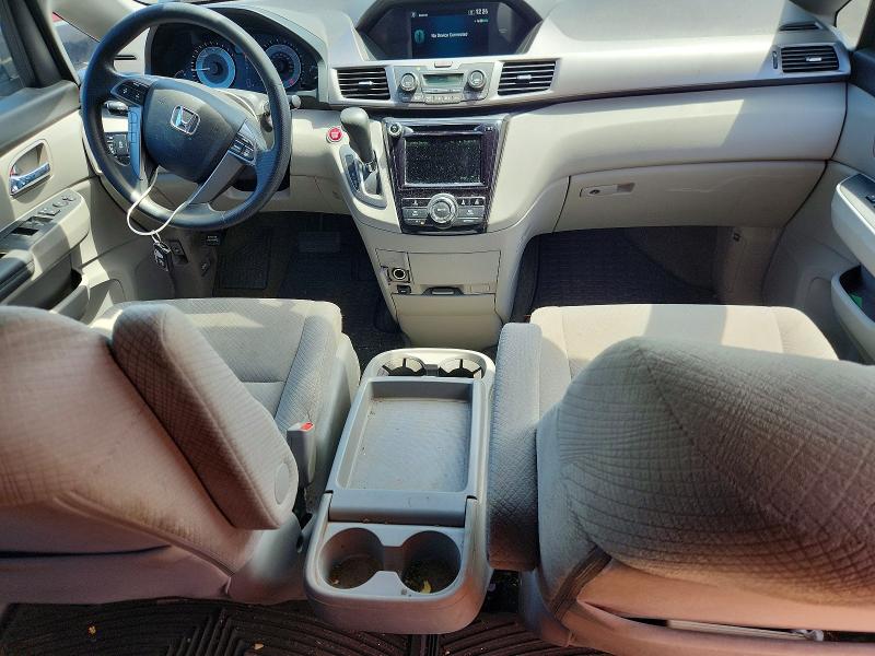 Photo 8 from auction – 2015 HONDA ODYSSEY with VIN 5FNRL5H49FB028344