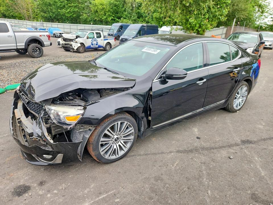 2015 KIA CADENZA