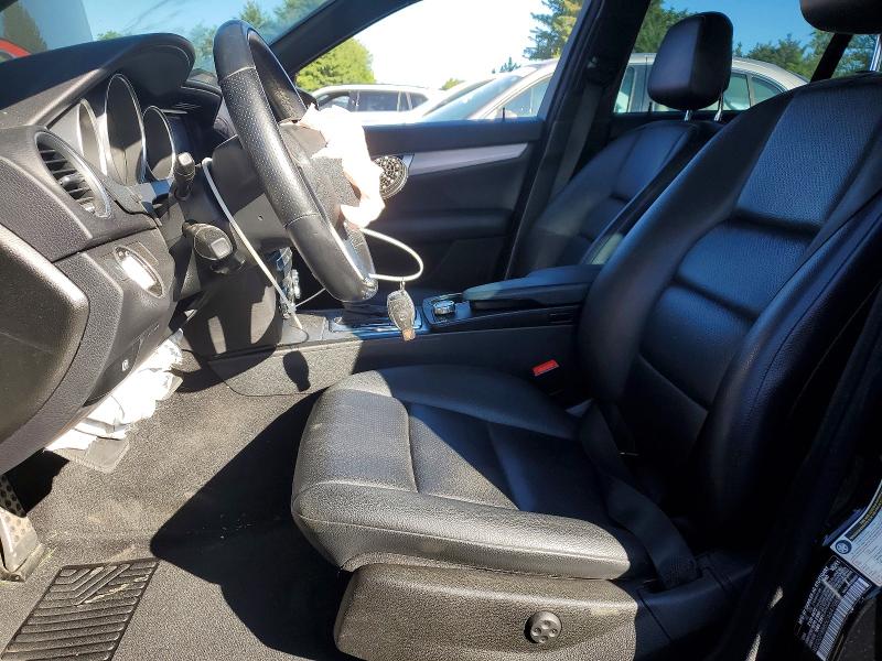 Photo 7 from auction – 2012 MERCEDES-BENZ C with VIN WDDGF8BB5CA647069