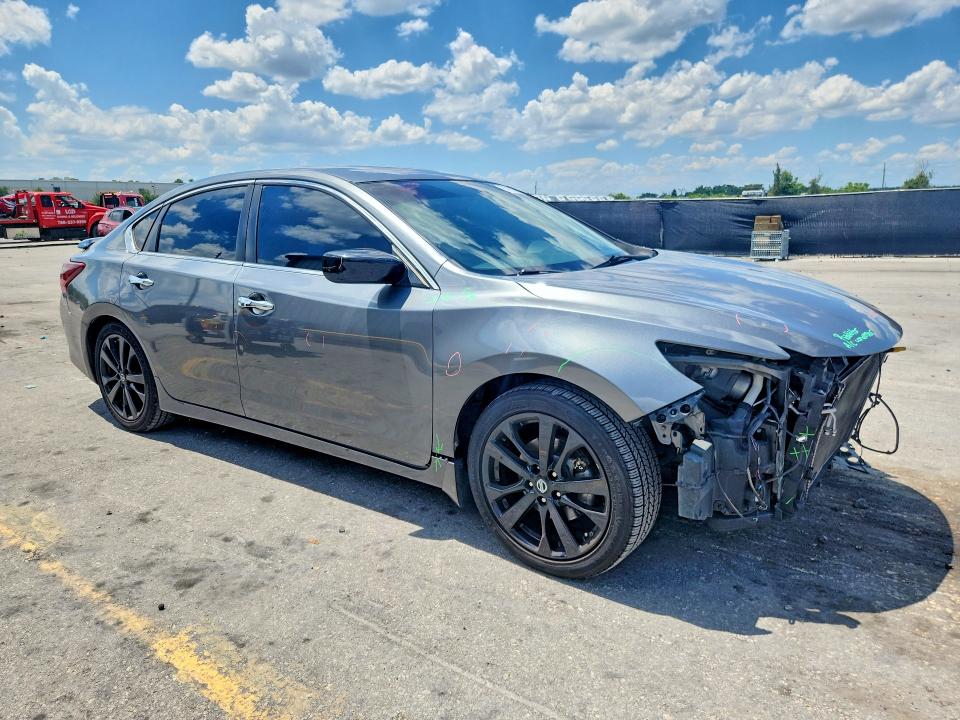Photo 4 from auction – 2018 NISSAN ALTIMA with VIN 1N4AL3AP3JC478329