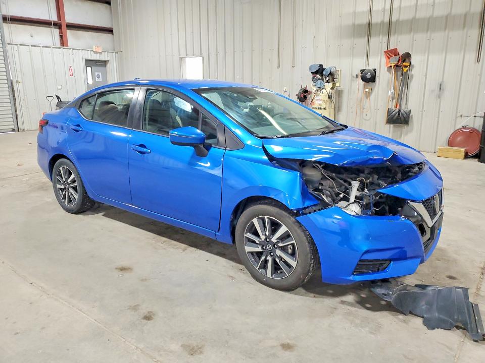 Zdjęcie 4 z aukcji – 2021 NISSAN VERSA z VIN 3N1CN8EV9ML872867