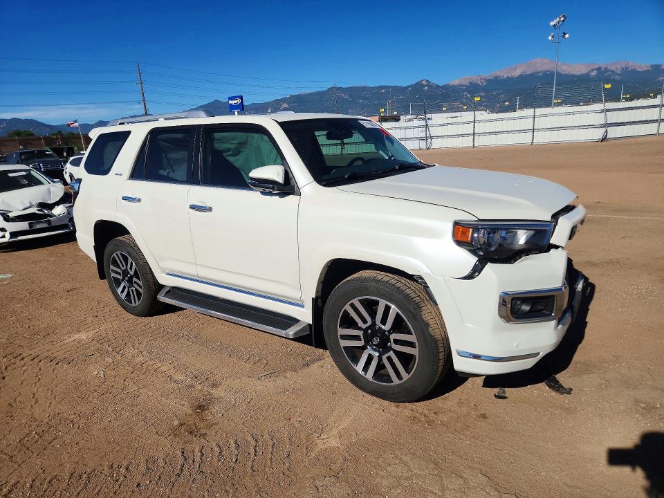 Photo 4 from auction – 2023 TOYOTA 4RUNNER with VIN JTEKU5JR8P6204393