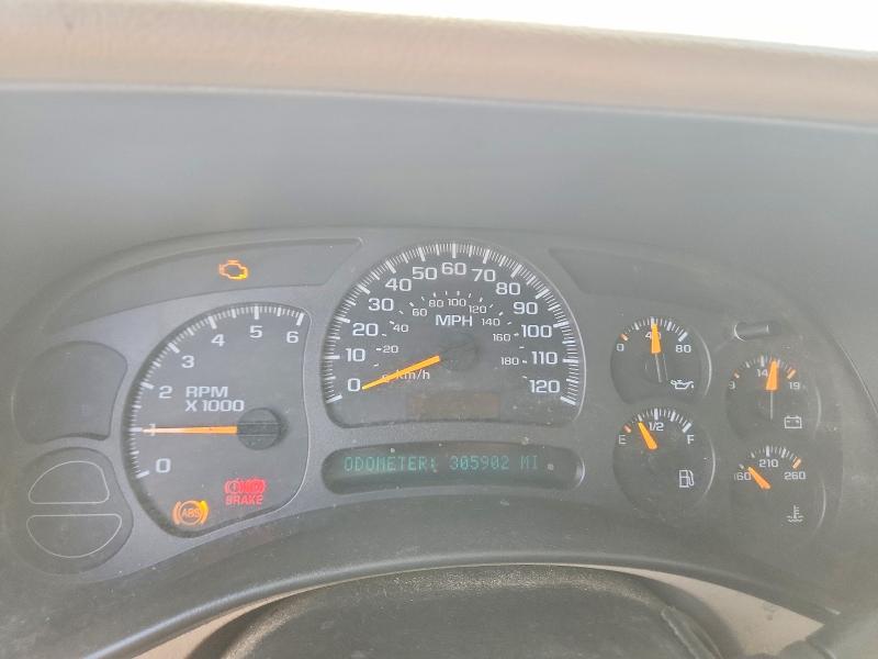 Photo 9 from auction – 2003 CHEVROLET SILVERADO with VIN 2GCEC19V031212617