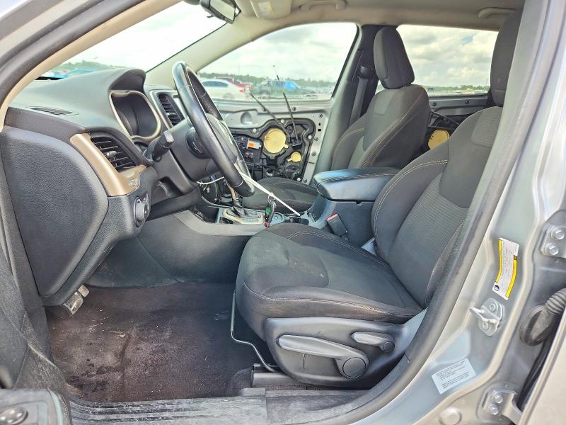 Photo 7 from auction – 2016 JEEP CHEROKEE with VIN 1C4PJLCB3GW275282