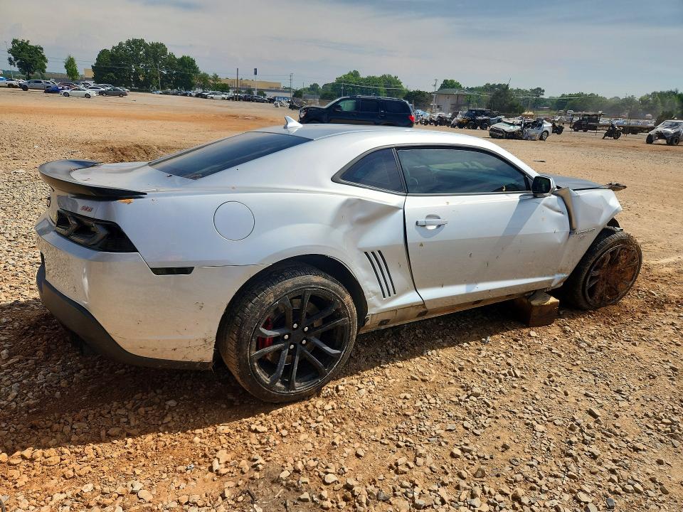 Photo 3 from auction – 2015 CHEVROLET CAMARO with VIN 2G1FG1EW1F9151798