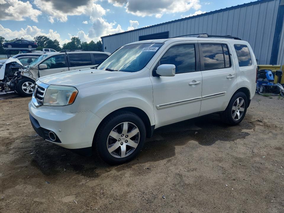 HONDA PILOT 2015 with VIN 5FNYF4H94FB011315 - Photo from auction