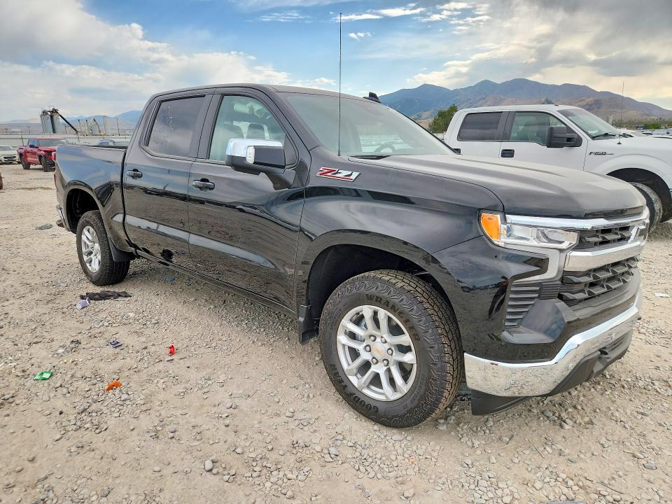 Photo 4 from auction – 2026 CHEVROLET SILVERADO with VIN 2GCUKDED5T1182849