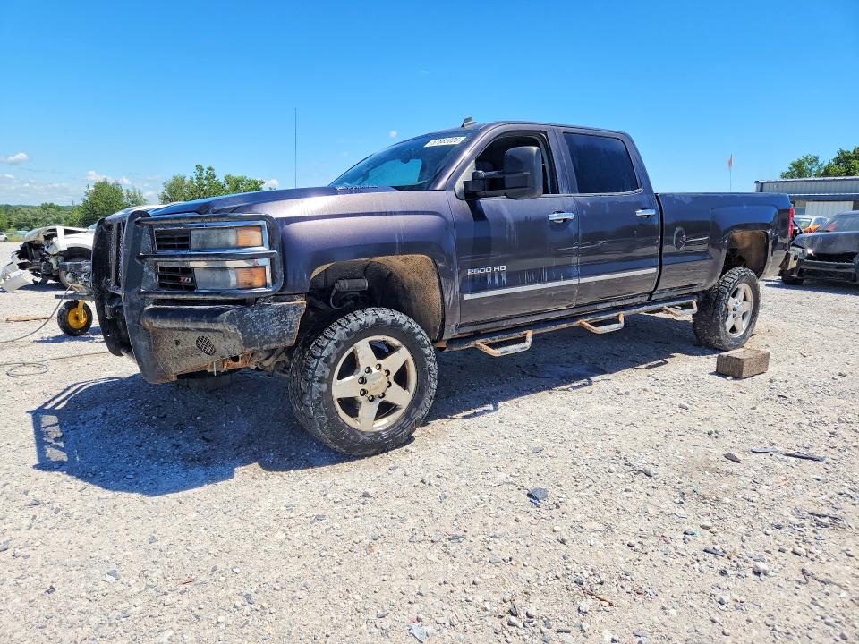 CHEVROLET SILVERADO 2015 with VIN 1GC1KWE87FF120688 - Photo from auction