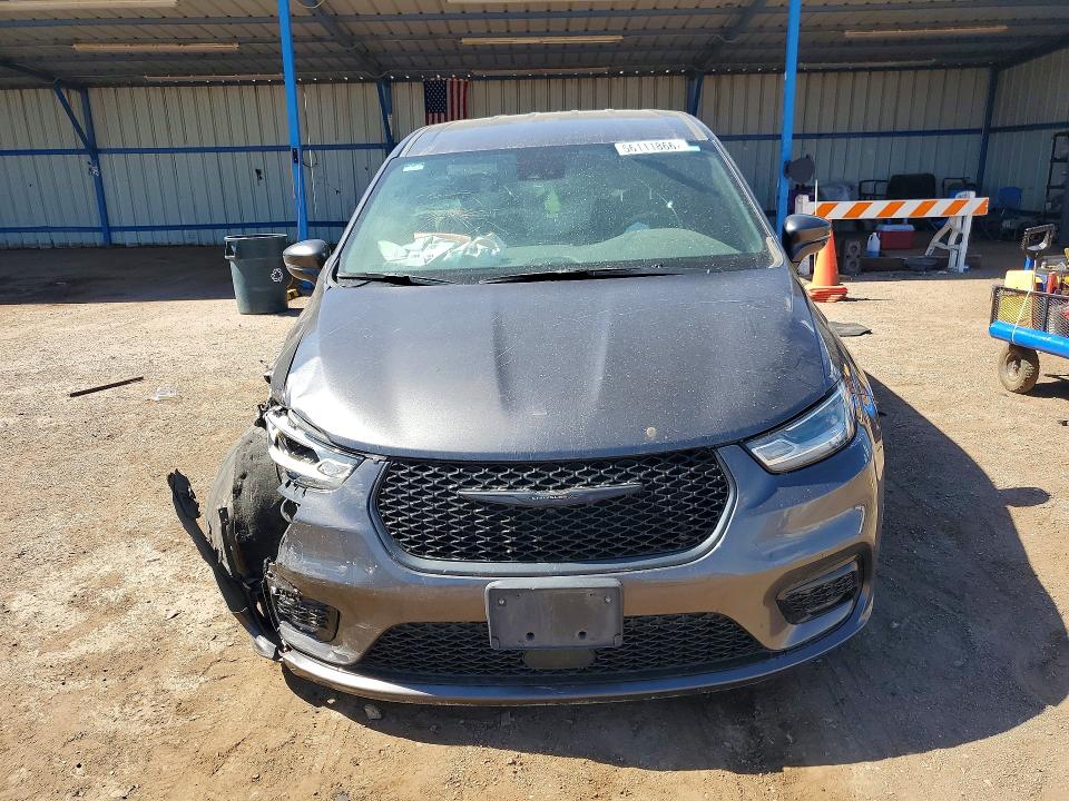 Photo 5 from auction – 2022 CHRYSLER PACIFICA with VIN 2C4RC1L72NR164277