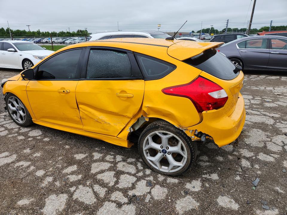 Photo 2 from auction – 2013 FORD FOCUS with VIN 1FADP3L94DL254832