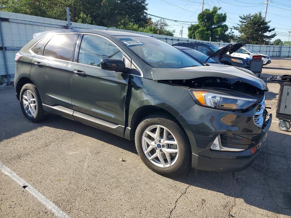 Photo 4 from auction – 2022 FORD EDGE with VIN 2FMPK4J92NBB15438