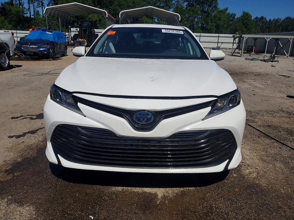 Photo 5 from auction – 2020 TOYOTA CAMRY with VIN 4T1C31AK0LU542203
