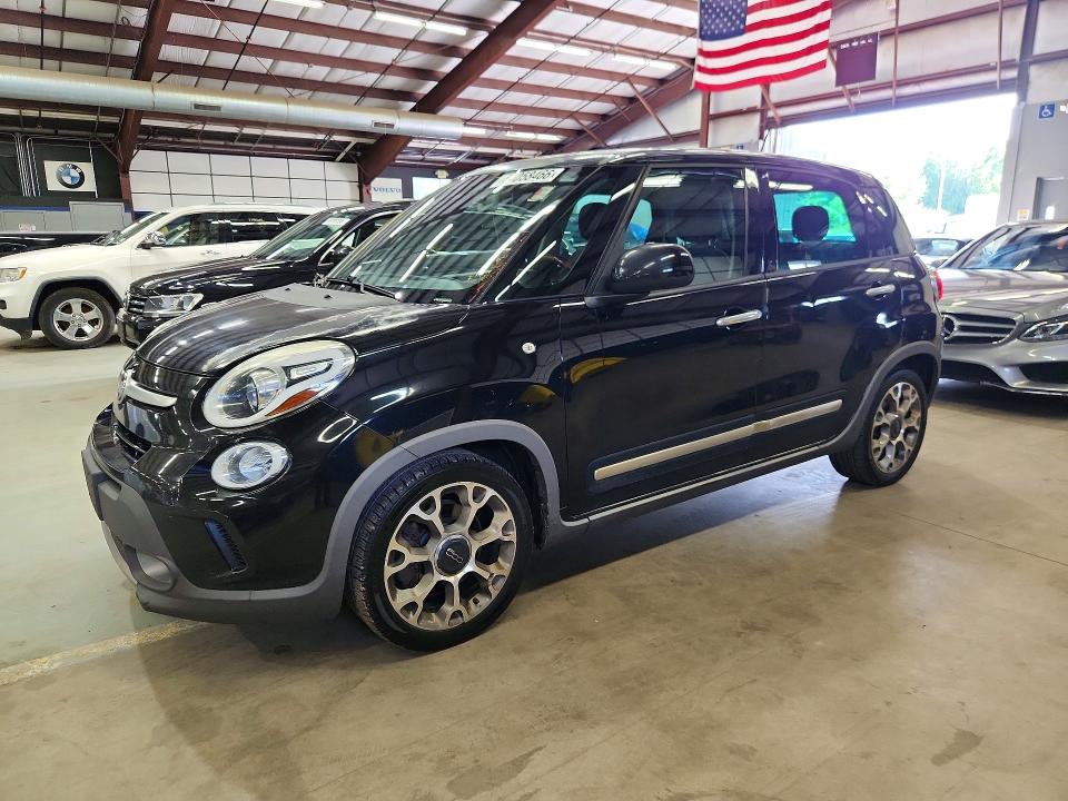 FIAT 500L 2014 with VIN ZFBCFADH3EZ010772 - Photo from auction