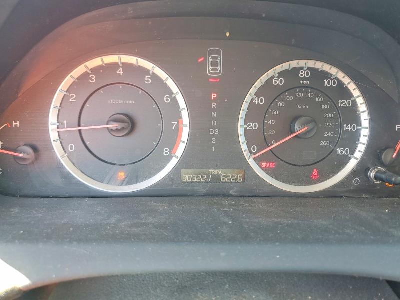 Снимка 9 от търг – 2011 HONDA ACCORD с VIN 1HGCP2F33BA044210