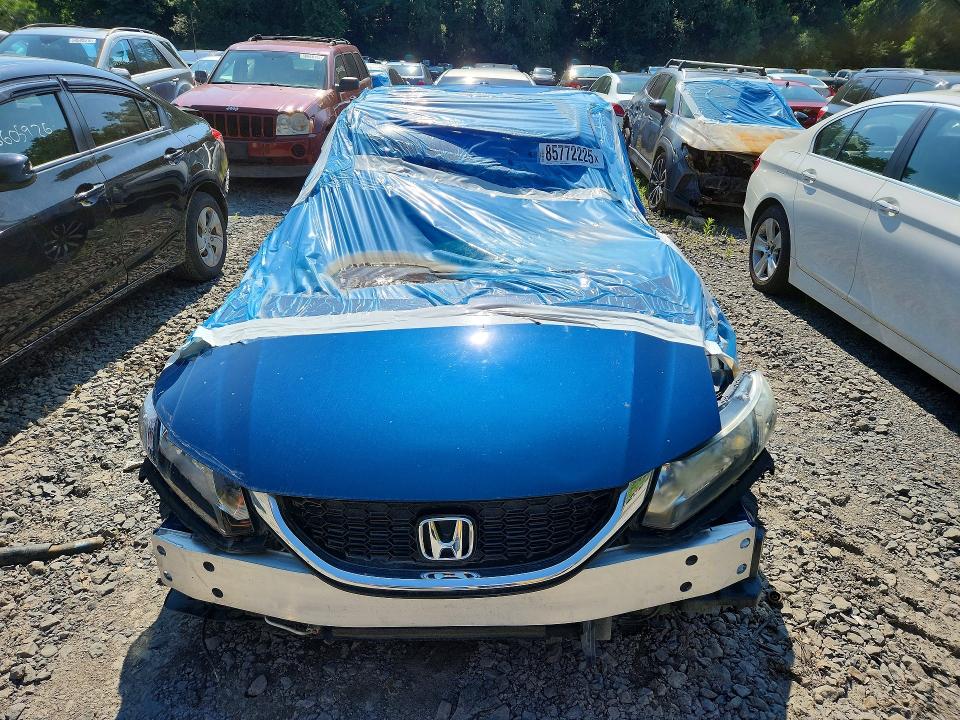 Photo 5 from auction – 2015 HONDA CIVIC with VIN 2HGFB2F93FH542141