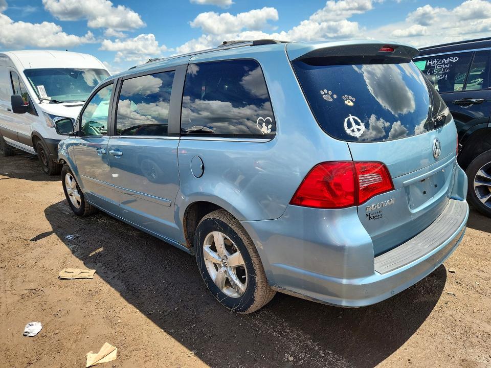 Photo 2 from auction – 2009 VOLKSWAGEN ROUTAN with VIN 2V8HW64X19R543506