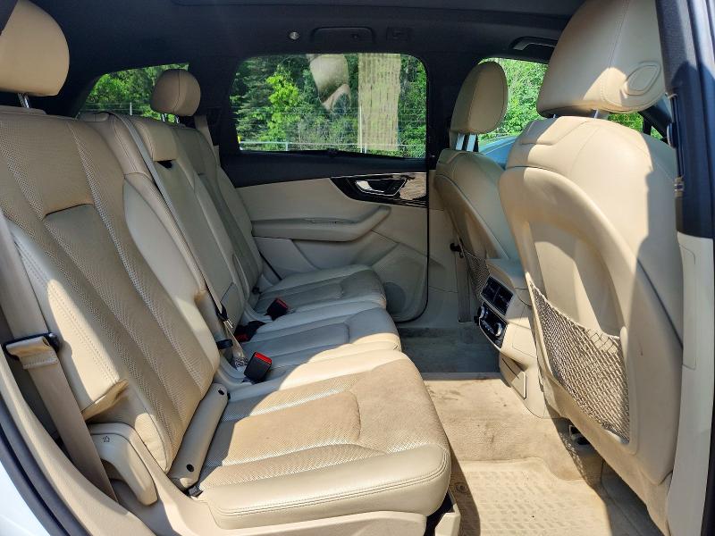 Photo 11 from auction – 2017 AUDI Q7 with VIN WA1LAAF77HD014139