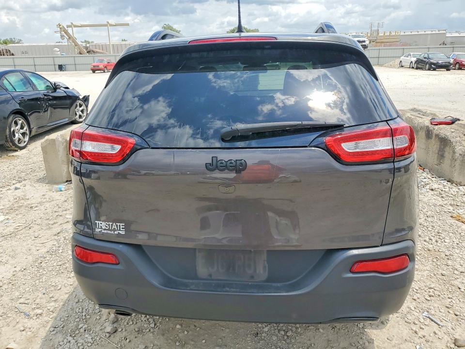 Photo 6 from auction – 2018 JEEP CHEROKEE with VIN 1C4PJLCB6JD554096