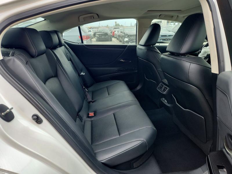 Photo 10 from auction – 2025 LEXUS ES 300H with VIN 58ADA1C17SU067171