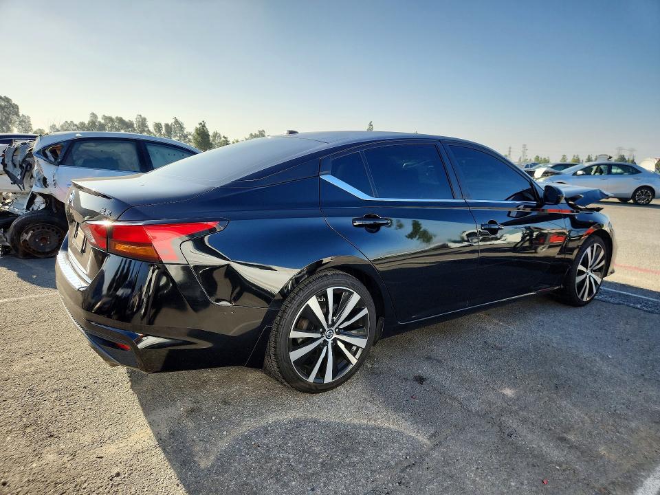 Photo 3 from auction – 2022 NISSAN ALTIMA with VIN 1N4BL4CV5NN424692