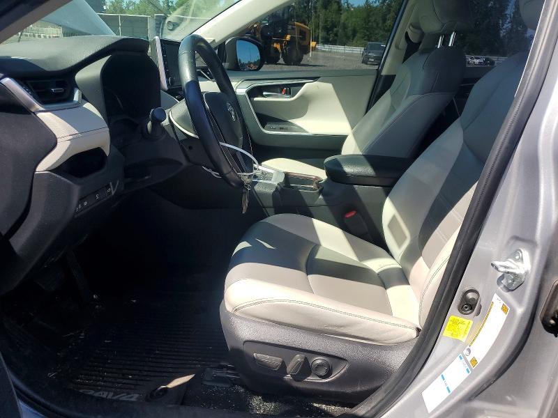 Photo 7 from auction – 2019 TOYOTA RAV4 with VIN JTMN1RFV0KD519166