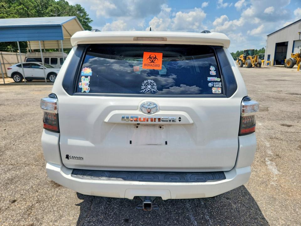 Photo 6 from auction – 2023 TOYOTA 4RUNNER with VIN JTEEU5JR3P5279604