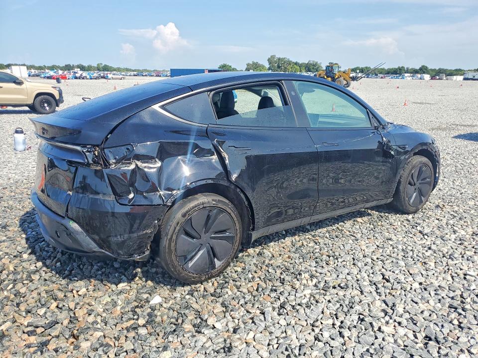 Фото 3 с аукциона – 2026 TESLA MODEL Y с VIN 7SAYGDED6TF381394