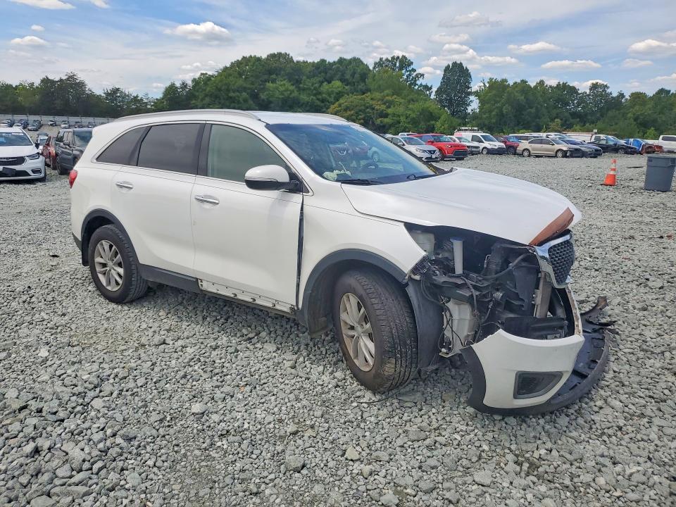 Photo 4 from auction – 2018 KIA SORENTO with VIN 5XYPG4A37JG388186