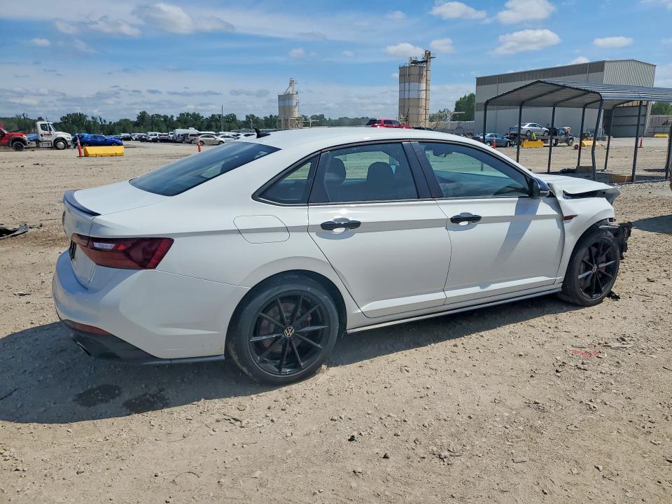 Photo 3 from auction – 2024 VOLKSWAGEN JETTA with VIN 3VW8T7BU2RM027114