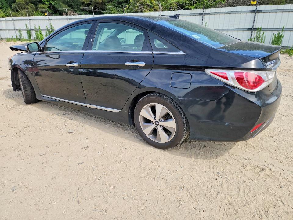 Photo 2 from auction – 2012 HYUNDAI SONATA with VIN KMHEC4A4XCA043857