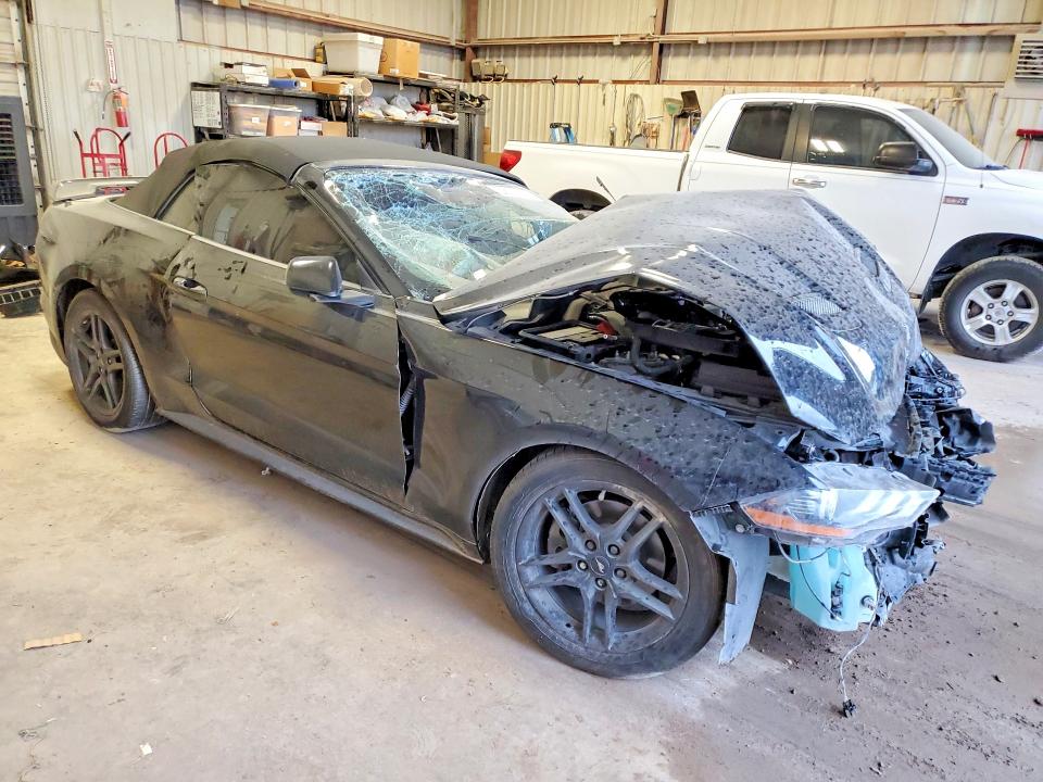 Photo 4 from auction – 2023 FORD MUSTANG with VIN 1FATP8UH4P5103447