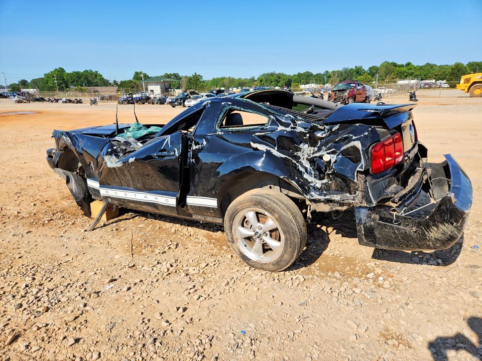 Photo 2 from auction – 2007 FORD MUSTANG with VIN 1ZVHT80N775303310