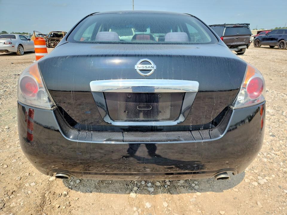 Photo 6 from auction – 2011 NISSAN ALTIMA with VIN 1N4AL2AP3BN502841