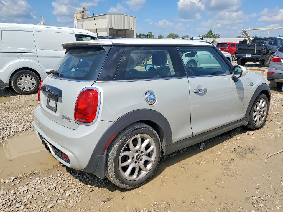 Photo 3 from auction – 2015 MINI COOPER with VIN WMWXP7C52F2A40202