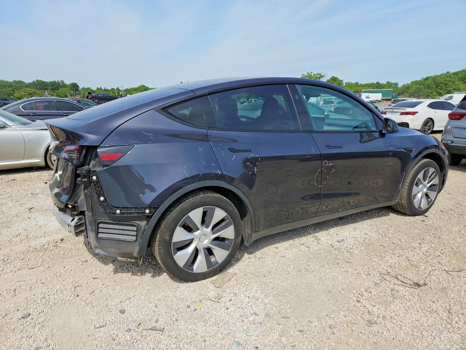 Zdjęcie 3 z aukcji – 2024 TESLA MODEL Y z VIN 7SAYGDED1RF039389