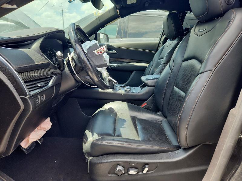 Photo 7 from auction – 2023 CADILLAC XT4 with VIN 1GYFZER47PF108426