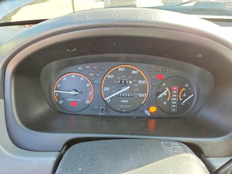 Photo 9 from auction – 1998 HONDA CR-V with VIN JHLRD1869WC106807