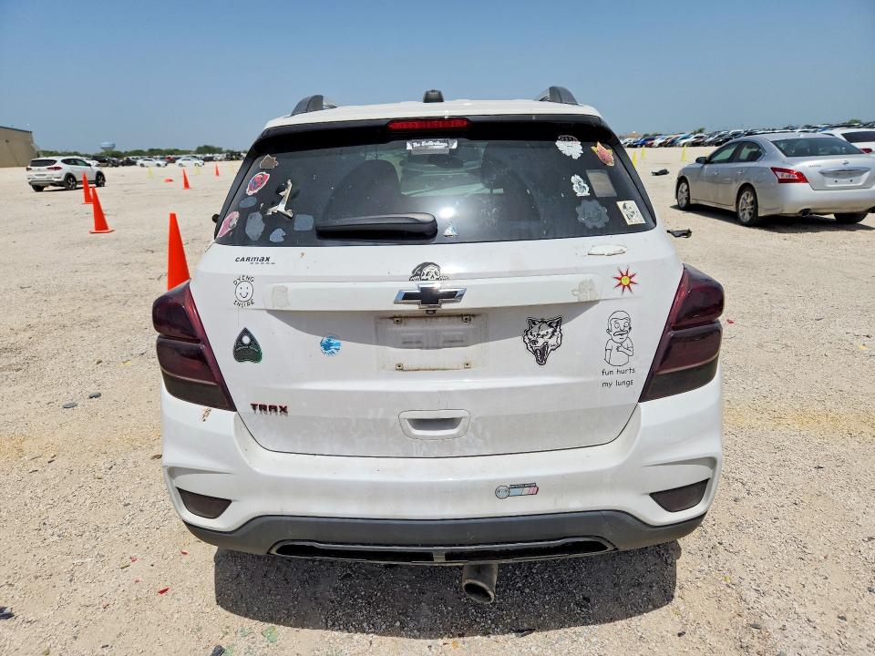 Photo 6 from auction – 2020 CHEVROLET TRAX with VIN 3GNCJLSB2LL176900