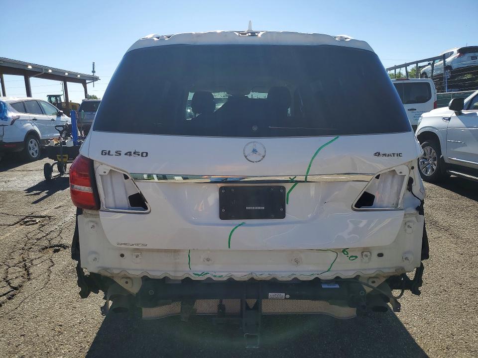 Photo 6 from auction – 2017 MERCEDES-BENZ GLS with VIN 4JGDF6EE3HA965797