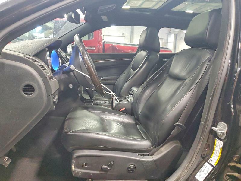 Photo 7 from auction – 2012 CHRYSLER 300C with VIN 2C3CCAET1CH104109