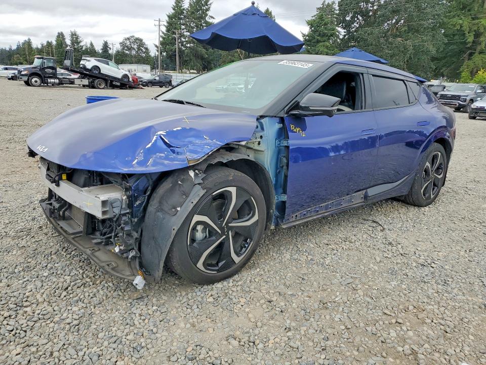 KIA EV6 2023 with VIN KNDC4DLCXP5116513 - Photo from auction