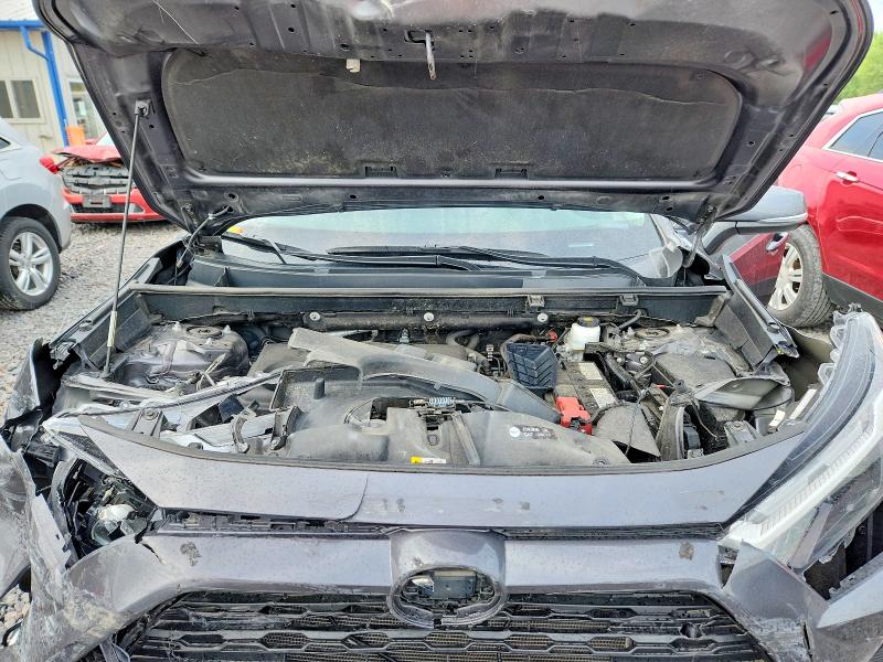 Photo 12 from auction – 2024 TOYOTA RAV4 with VIN 2T3W1RFV5RC274495