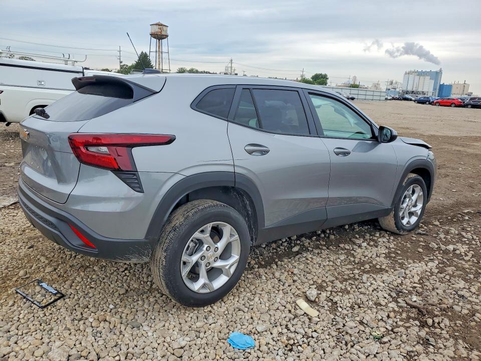 Photo 3 from auction – 2026 CHEVROLET TRAX with VIN KL77LFEP6TC027301