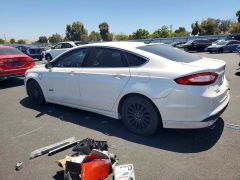 Photo 2 from auction – 2016 FORD FUSION with VIN 3FA6P0PU0GR106690