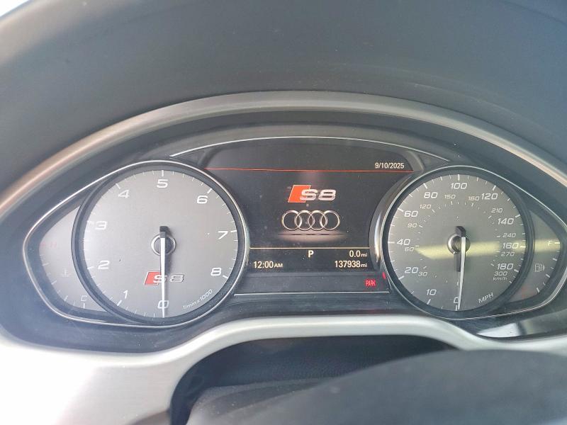 Photo 9 from auction – 2014 AUDI S8 with VIN WAUD2AFD4EN002417