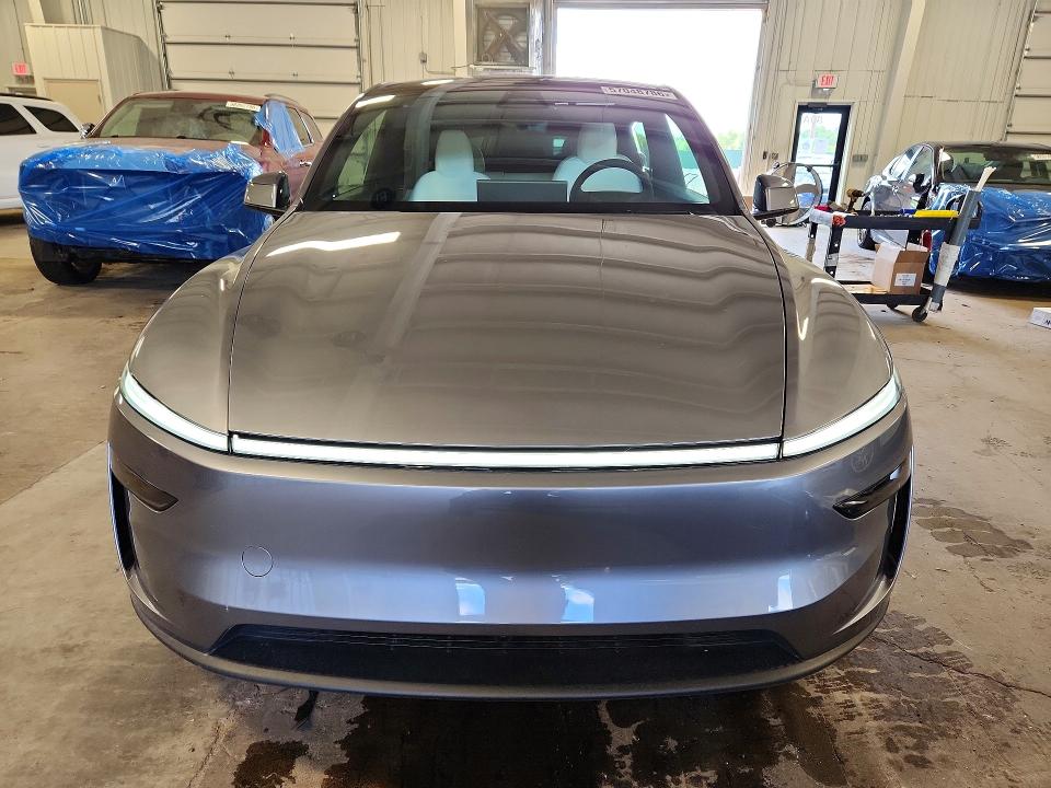 Photo 5 from auction – 2026 TESLA MODEL Y with VIN 7SAYGDED2TF585996