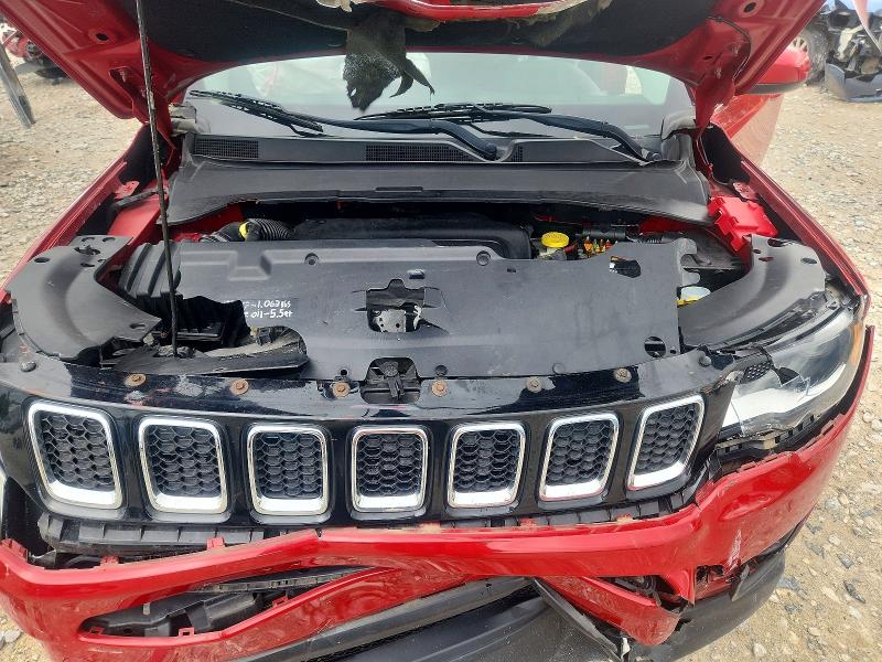 Photo 11 from auction – 2018 JEEP COMPASS with VIN 3C4NJDBB0JT331822