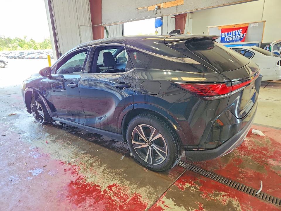 Foto 2 de la subasta – 2024 LEXUS RX con VIN 2T2BAMCA5RC068665